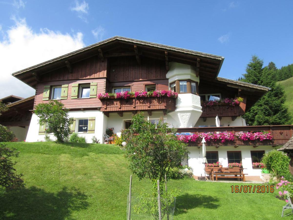 Haus Romantika Schattwald Exterior foto